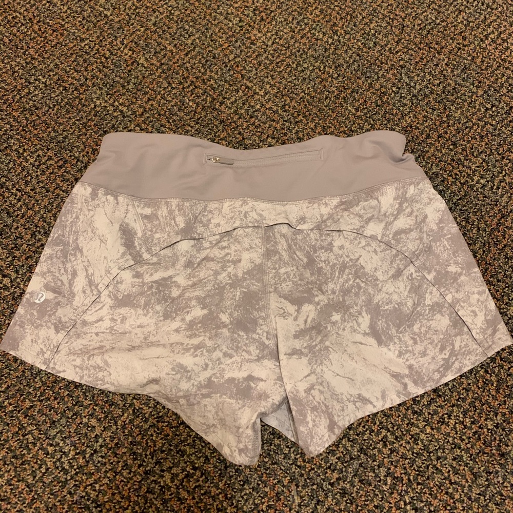 Lululemon Shorts🍋